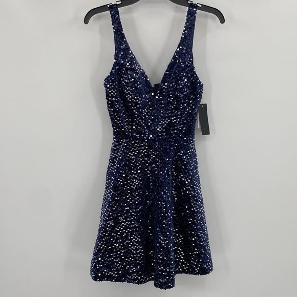 City Studio Womens Navy Velvet Sequined Cocktail and Party Dress Juniors NWT - Picture 3 of 12